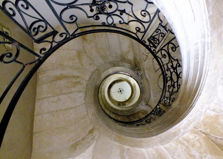 Abbaye des Prémontrés Pont à Mousson escalier