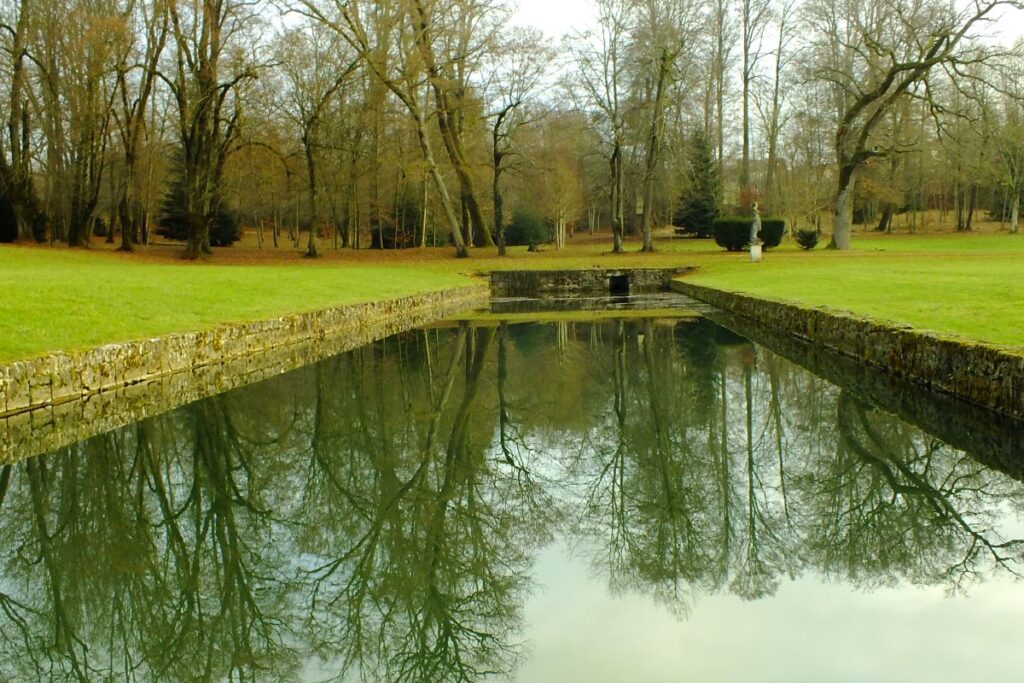 parc de l'abbaye de Trois Fontaines