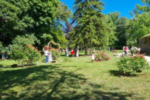 Lire la suite à propos de l’article Verdun : l&rsquo;allée des rosiers mémoriels